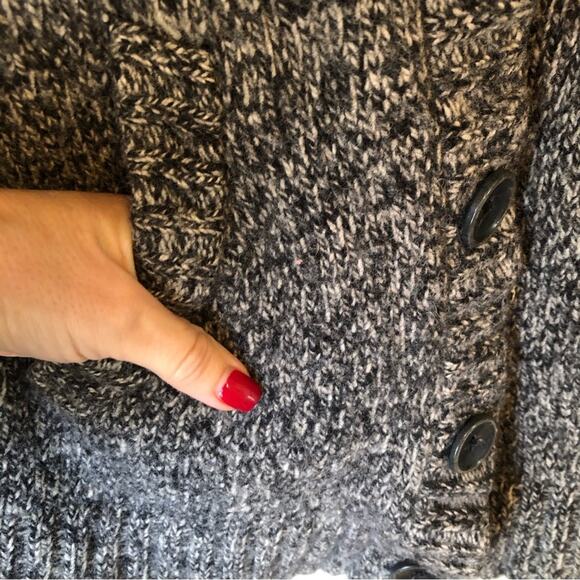 Eddie Bauer Wool Sweater Cardigan Womens Medium Soft Academia Equestrian Preppy - Picture 4 of 8